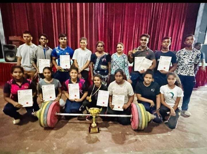 බර එසවීමේ‍ තරගාවලියෙන් ජයග්‍රහන